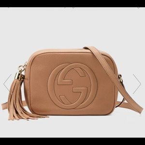 Gucci Soho small leather disco bag is the rose beige